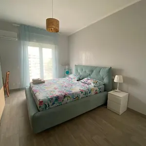 Tres Joli Bed & Breakfast