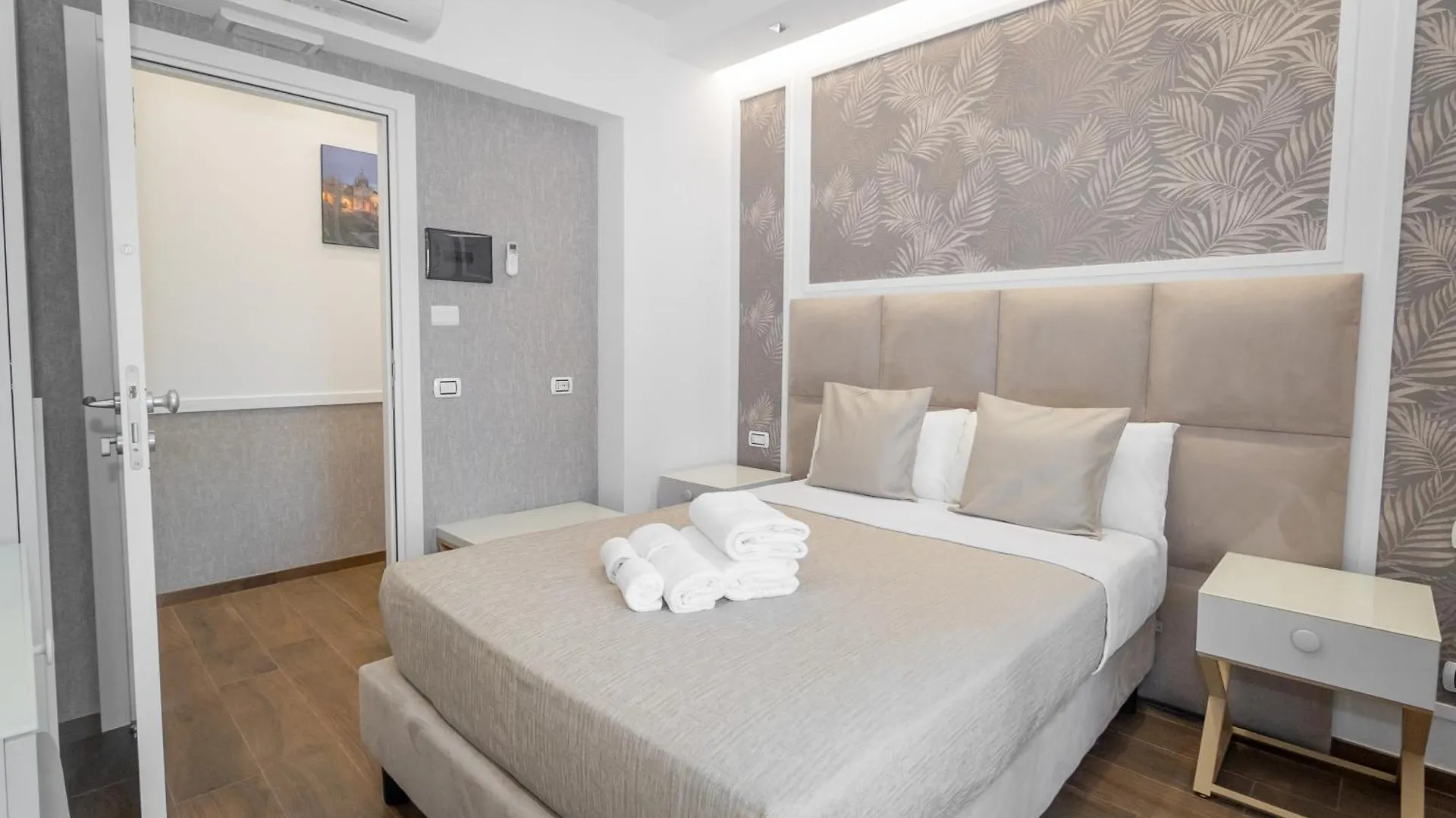 La Genziana Bed & Breakfast Rome 0*,  Italy